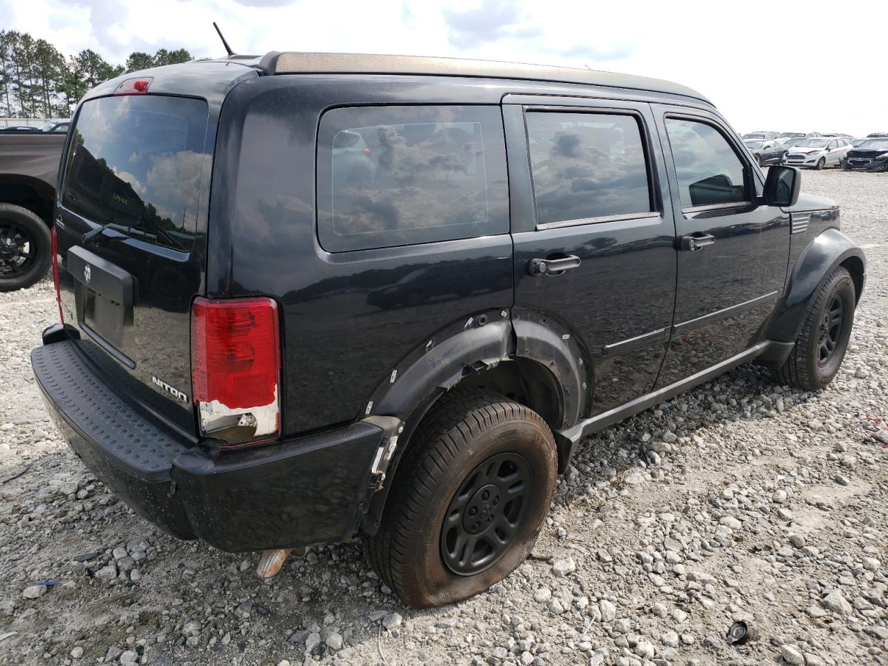 Photo 4 from auction – 2010 DODGE NITRO SE with VIN 1D4PT2GK7AW105287