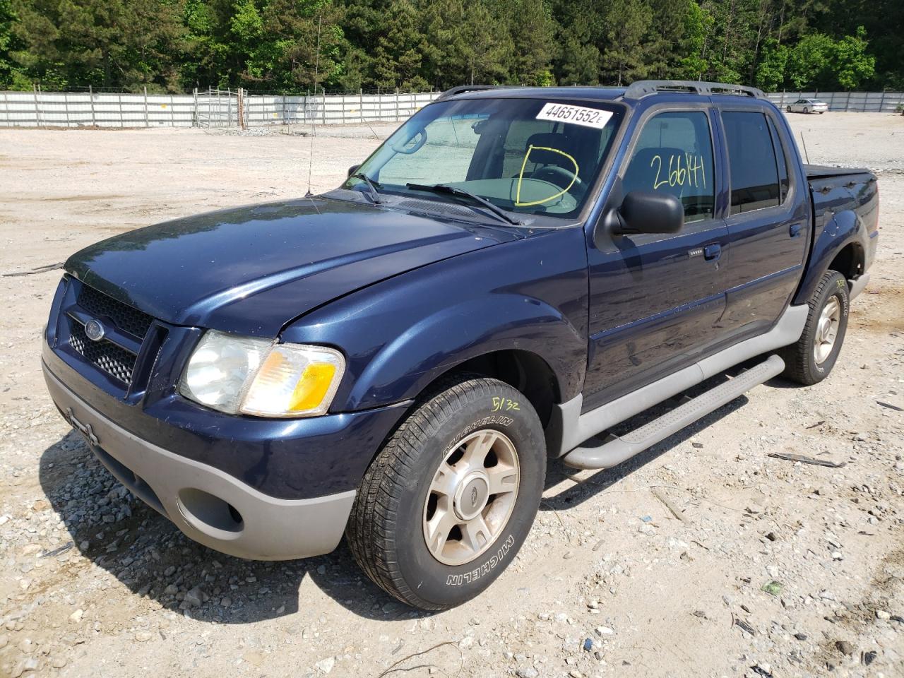 Photo 2 from auction – 2003 FORD EXPLORER S with VIN 1FMZU67E73UC83554