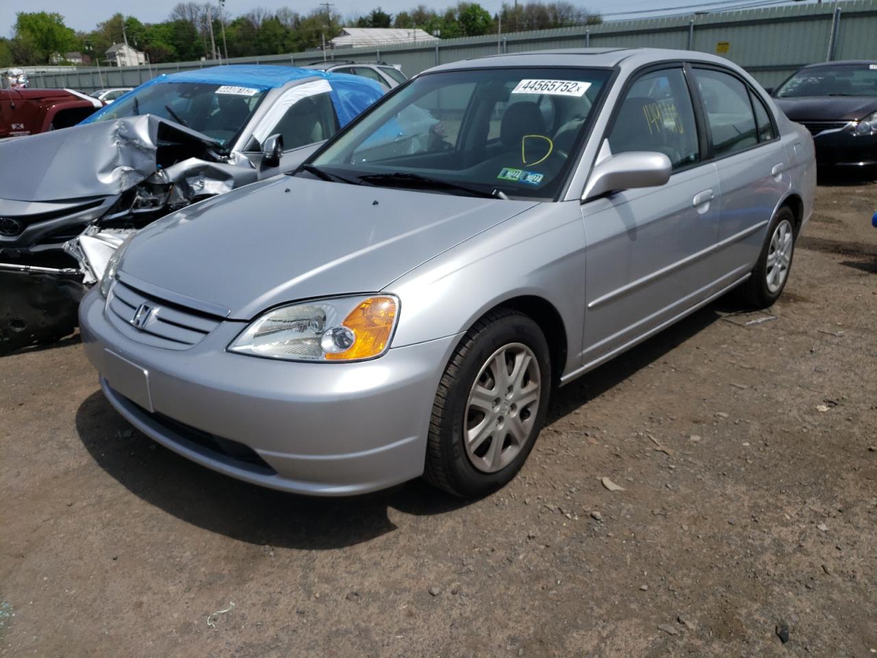 Photo 2 from auction – 2003 HONDA CIVIC EX with VIN 2HGES267X3H615222