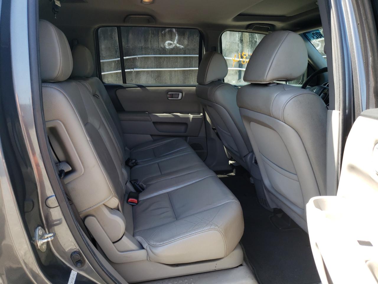 Photo 6 from auction – 2012 HONDA PILOT EXL with VIN 5FNYF3H57CB010002