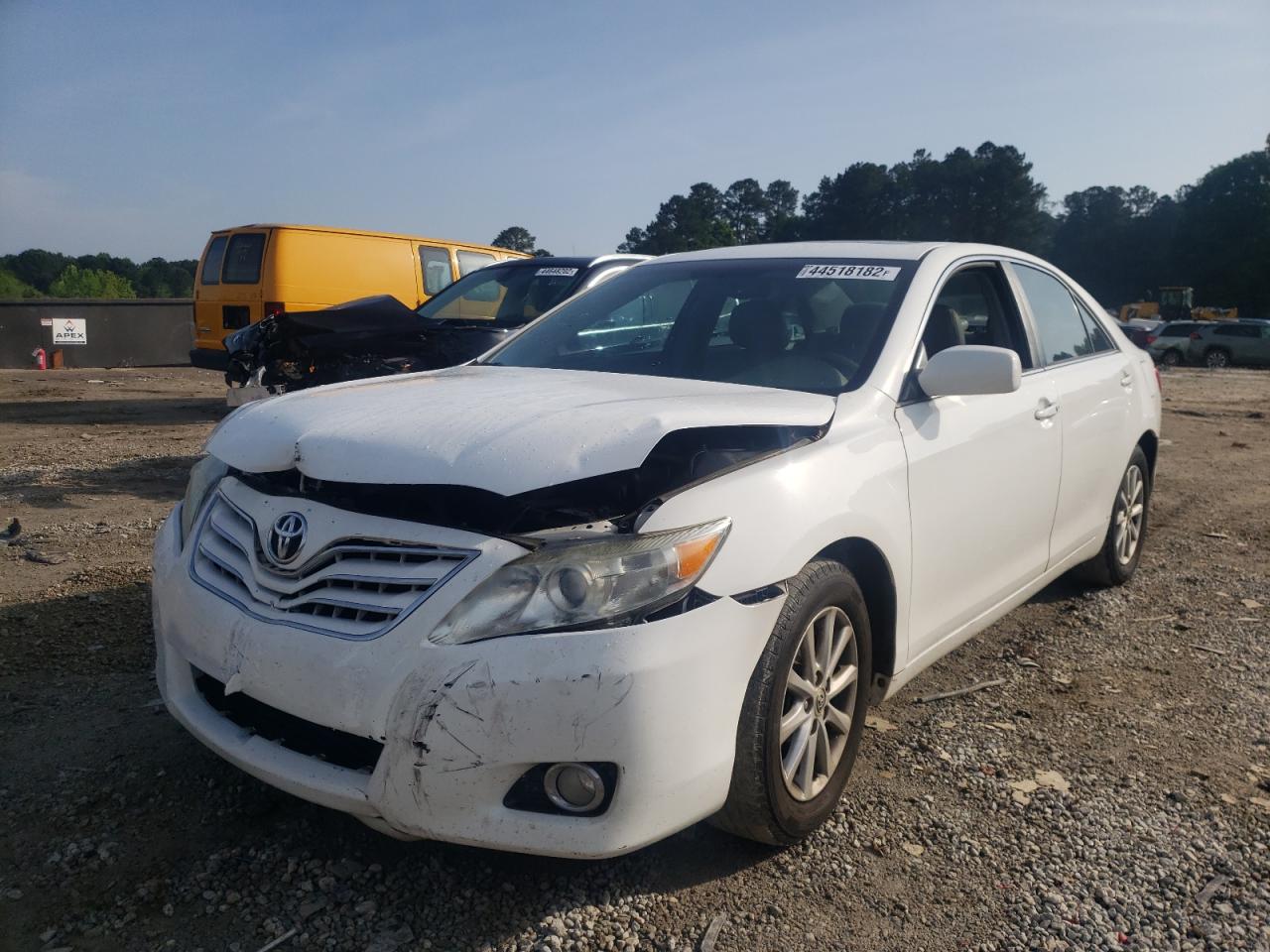 Photo 2 from auction – 2011 TOYOTA CAMRY BASE with VIN 4T4BF3EK3BR190506