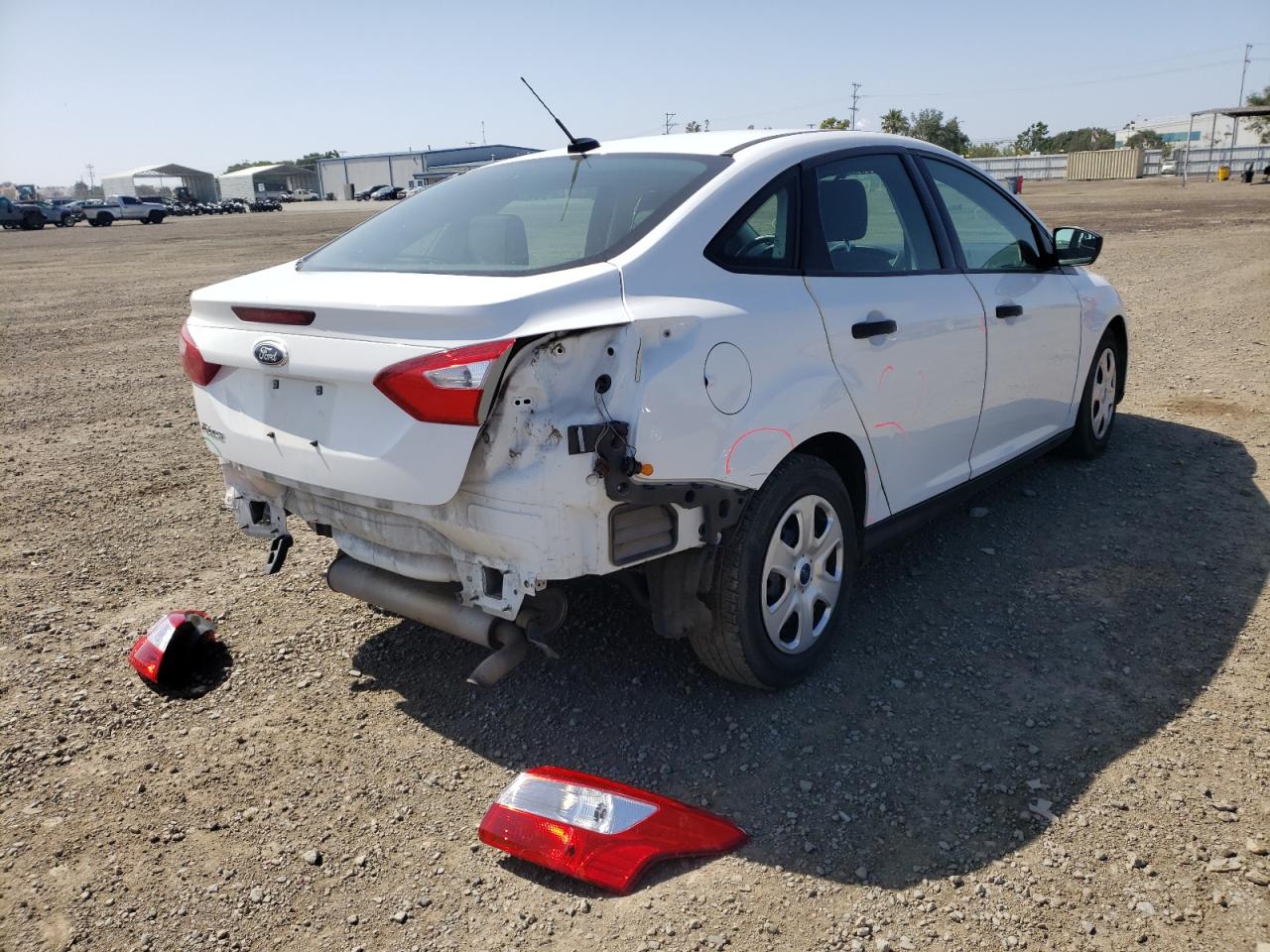 Photo 4 from auction – 2012 FORD FOCUS S with VIN 1FAHP3E24CL429550