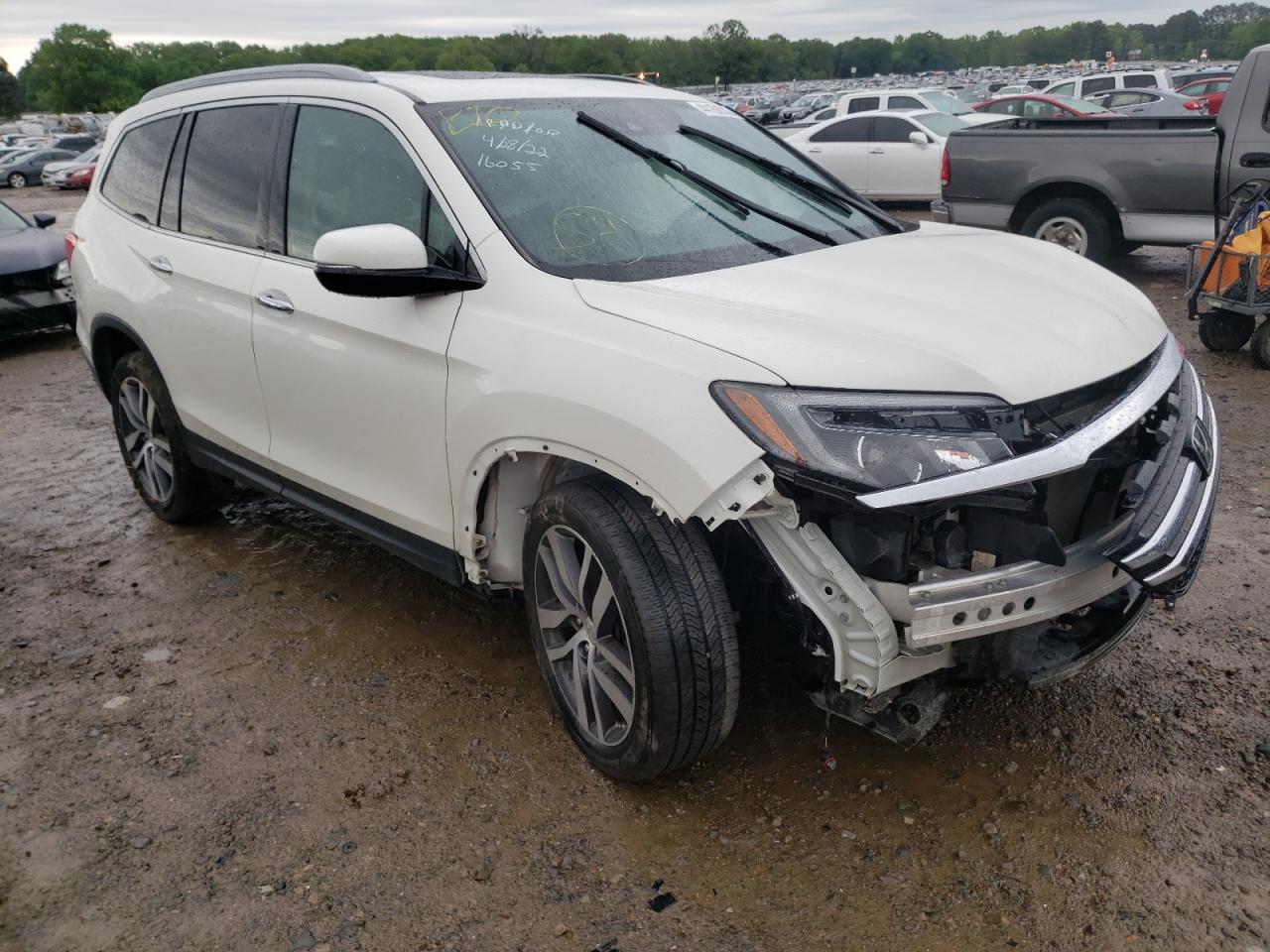 HONDA PILOT ELIT 2017 with VIN 5FNYF6H06HB071550 - Photo from auction