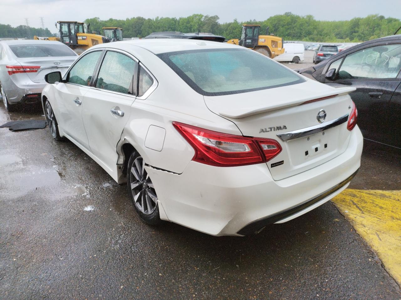Photo 3 from auction – 2016 NISSAN ALTIMA 2.5 with VIN 1N4AL3AP0GC134062