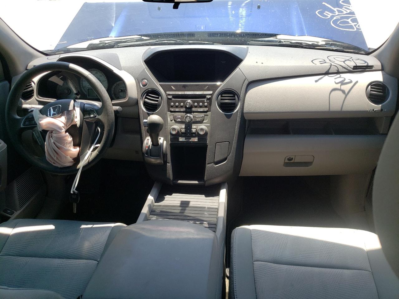 Photo 9 from auction – 2015 HONDA PILOT LX with VIN 5FNYF3H29FB027068