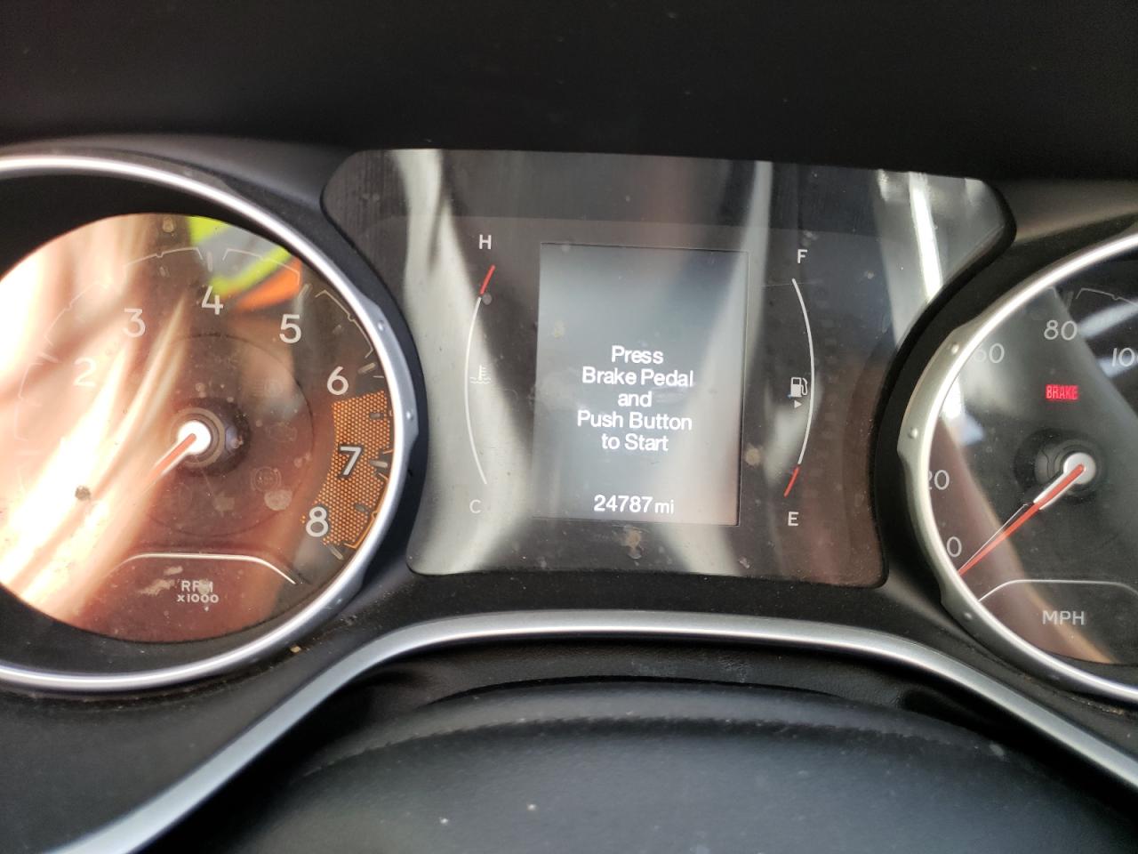 Foto 8 de la subasta – 2019 JEEP COMPASS LA con VIN 3C4NJDBB6KT741896