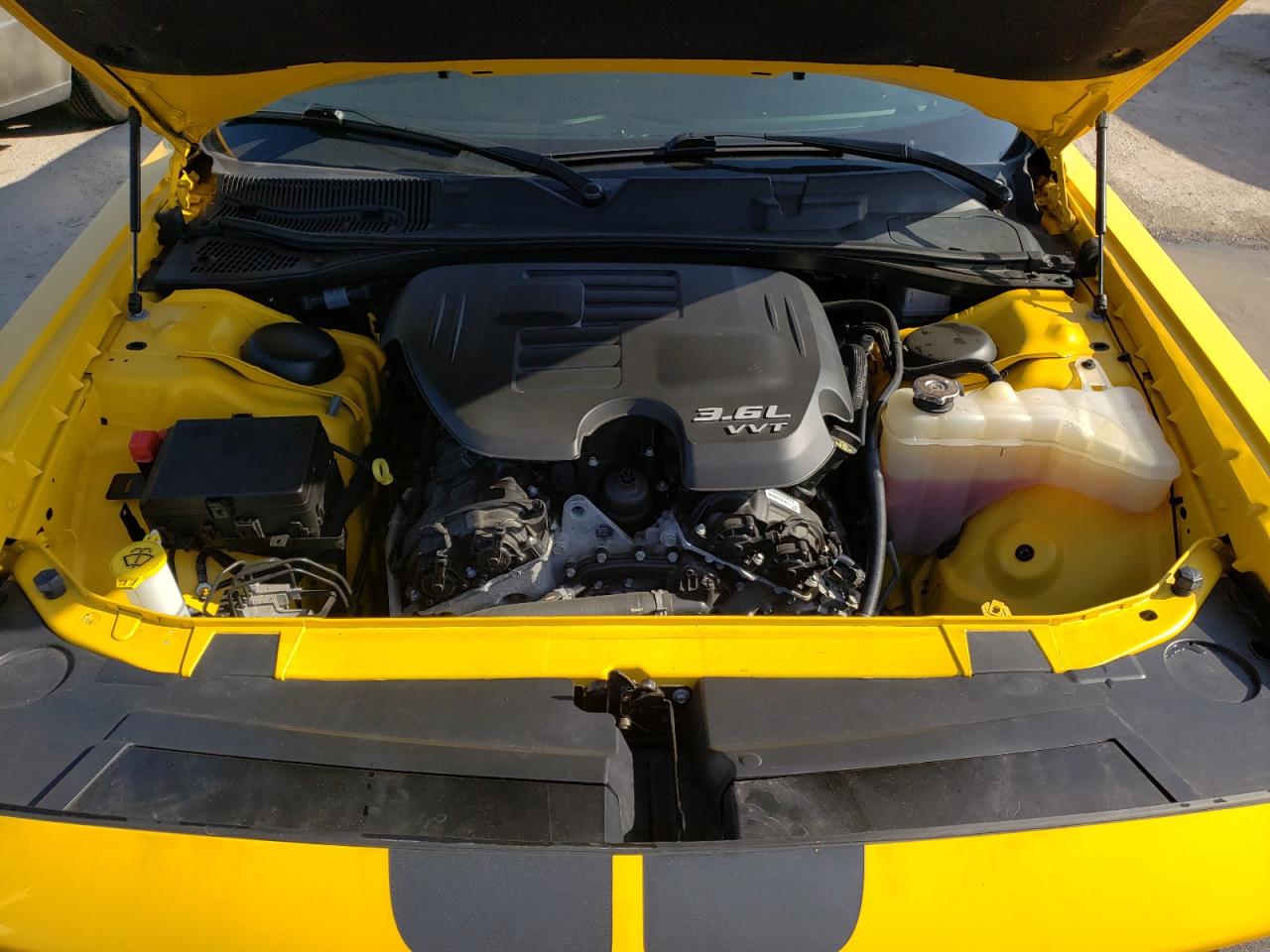 Photo 7 from auction – 2017 DODGE CHALLENGER with VIN 2C3CDZAG5HH611011
