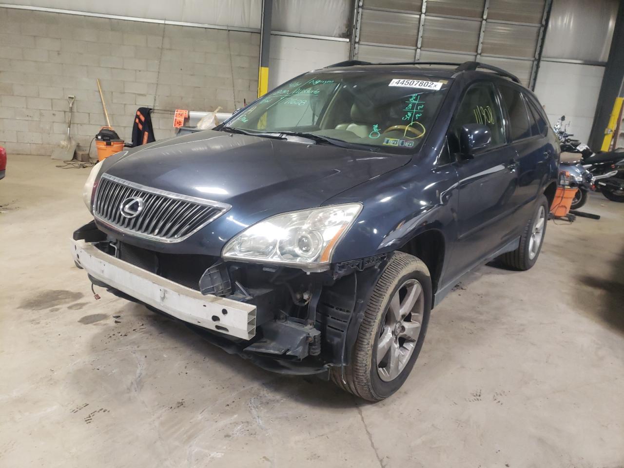 Photo 2 from auction – 2004 LEXUS RX 330 with VIN 2T2HA31U74C026007