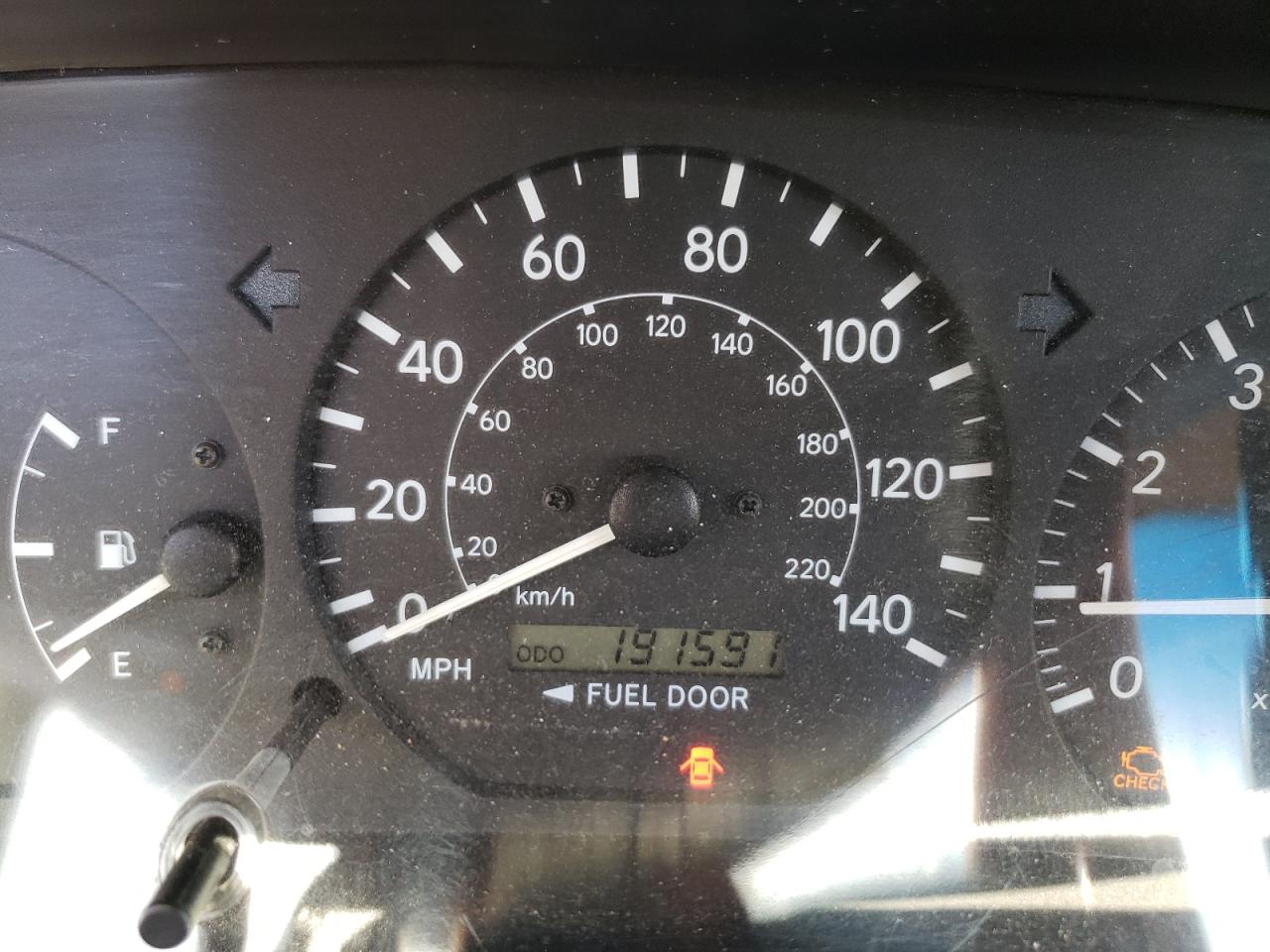 Photo 12 from auction – 2000 TOYOTA CAMRY CE with VIN 4T1BG22K2YU751535