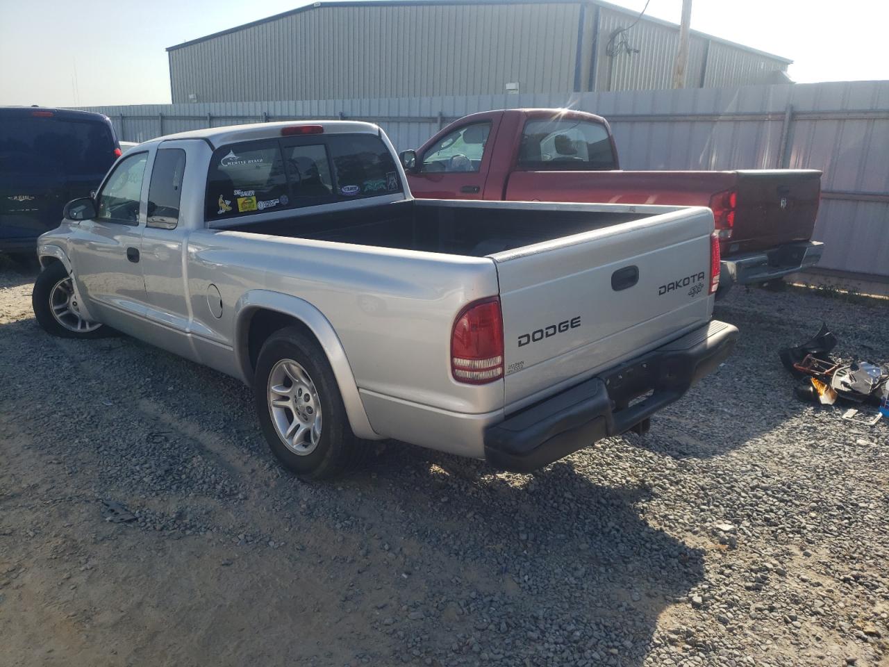 Photo 3 from auction – 2004 DODGE DAKOTA SXT with VIN 1D7GL12KX4S591089