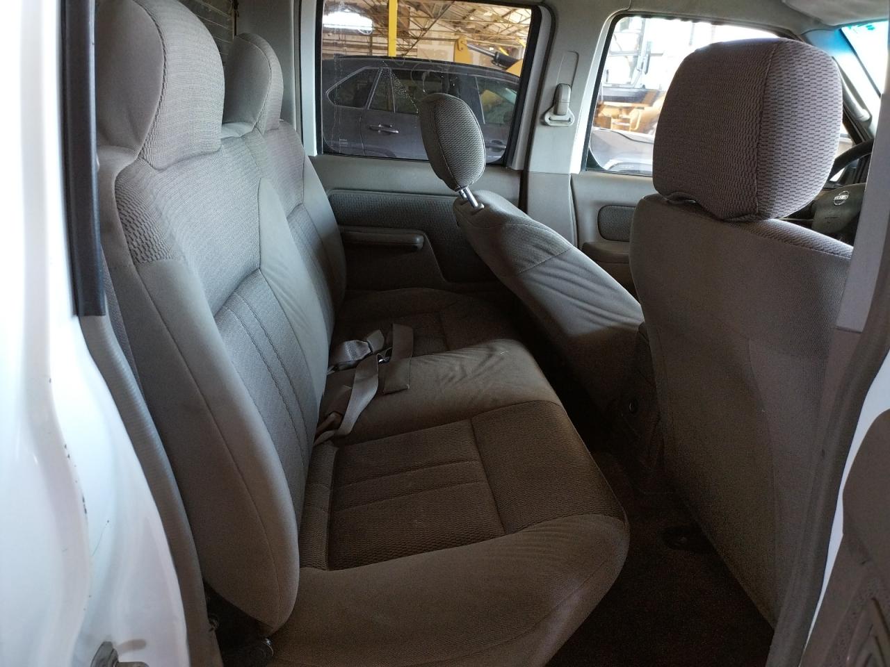 Photo 6 from auction – 2002 NISSAN FRONTIER C with VIN 1N6ED29X02C318690