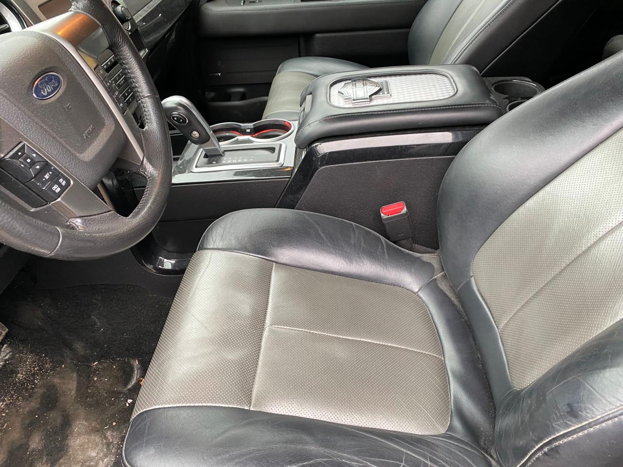 Photo 5 from auction – 2011 FORD F150 SUPER with VIN 1FTFW1E67BFC24765