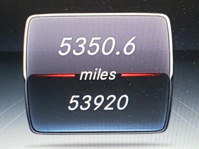 Photo 8 from auction – 2017 MERCEDES-BENZ E 300 4MAT with VIN WDDZF4KB4HA030237