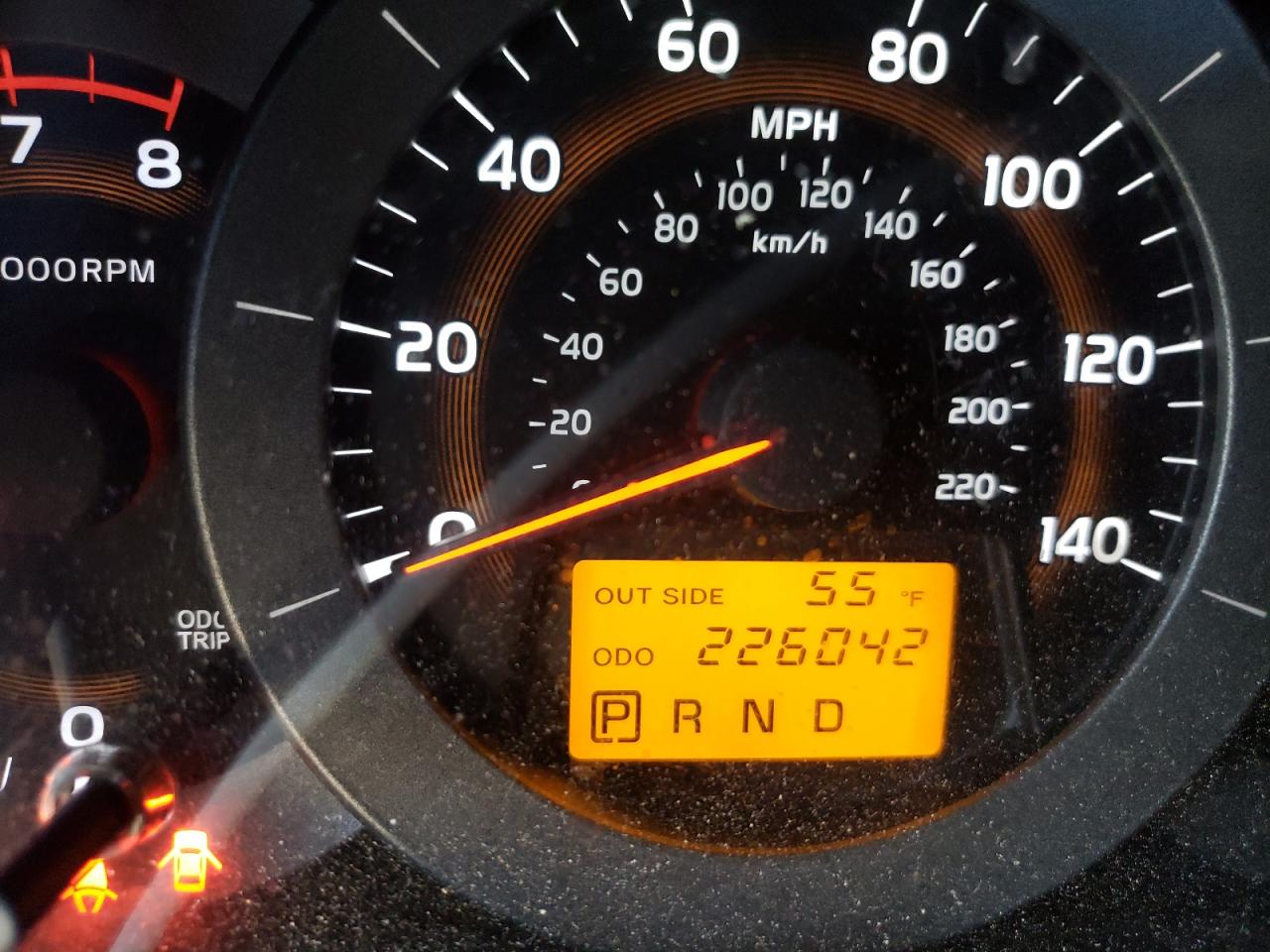 Photo 8 from auction – 2006 TOYOTA RAV4 with VIN JTMZD35V065023971