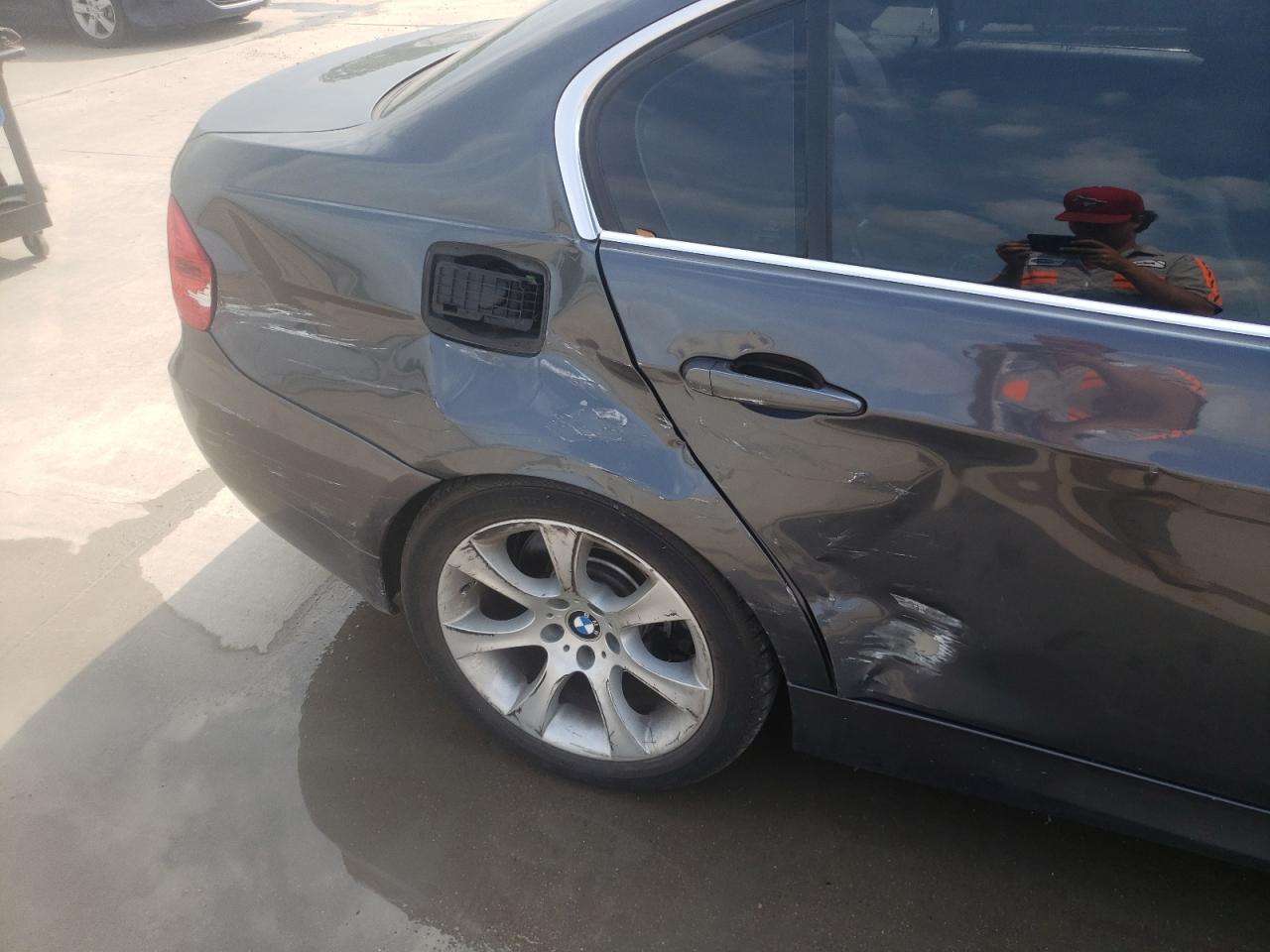 Photo 9 from auction – 2006 BMW 330 I with VIN WBAVB33556PS06646