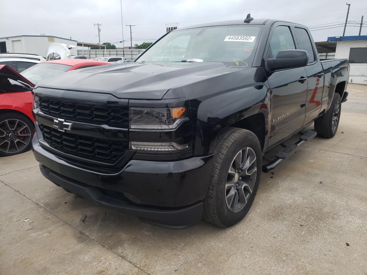 Photo 2 from auction – 2019 CHEVROLET SILVERADO with VIN 2GCRCPECXK1116064