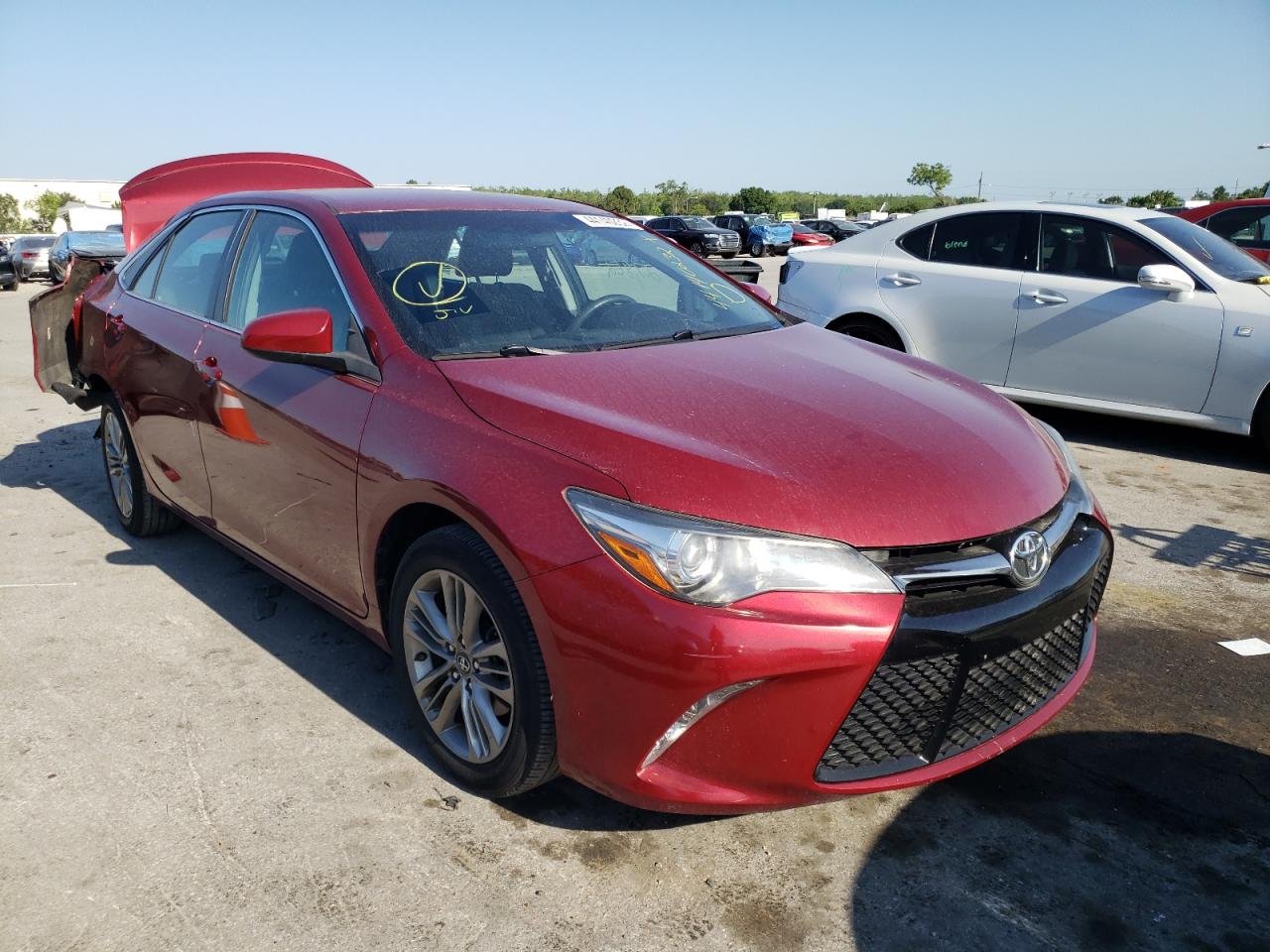 TOYOTA CAMRY LE 2017 with VIN 4T1BF1FK0HU796173 - Photo from auction