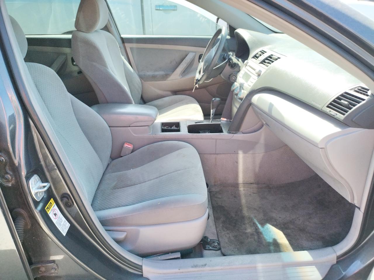 Photo 5 from auction – 2009 TOYOTA CAMRY BASE with VIN 4T1BE46KX9U308336