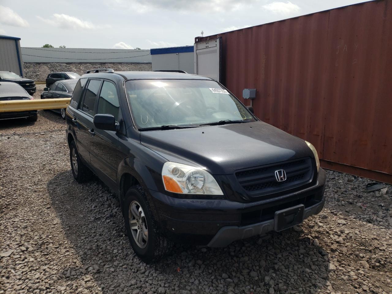HONDA PILOT EXL 2003 with VIN 2HKYF18503H558753 - Photo from auction