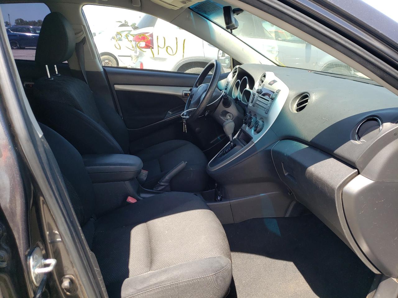 Photo 5 from auction – 2009 PONTIAC VIBE with VIN 5Y2SP67099Z475913