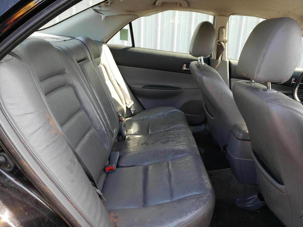 Photo 6 from auction – 2003 MAZDA 6 S with VIN 1YVFP80DX35M13519