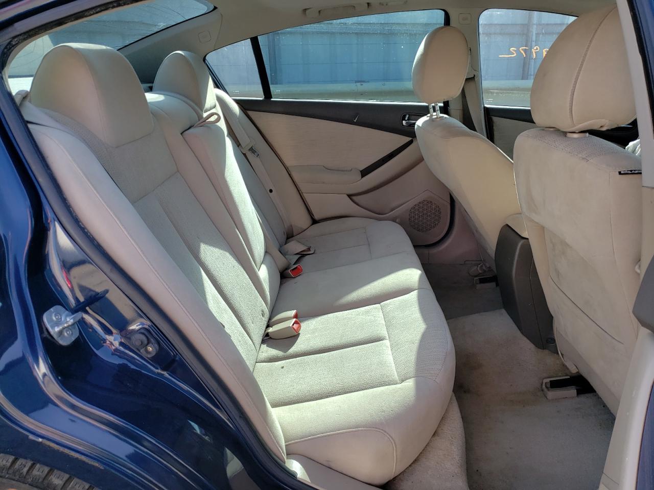 Photo 6 from auction – 2011 NISSAN ALTIMA SR with VIN 1N4BL2AP4BC150403