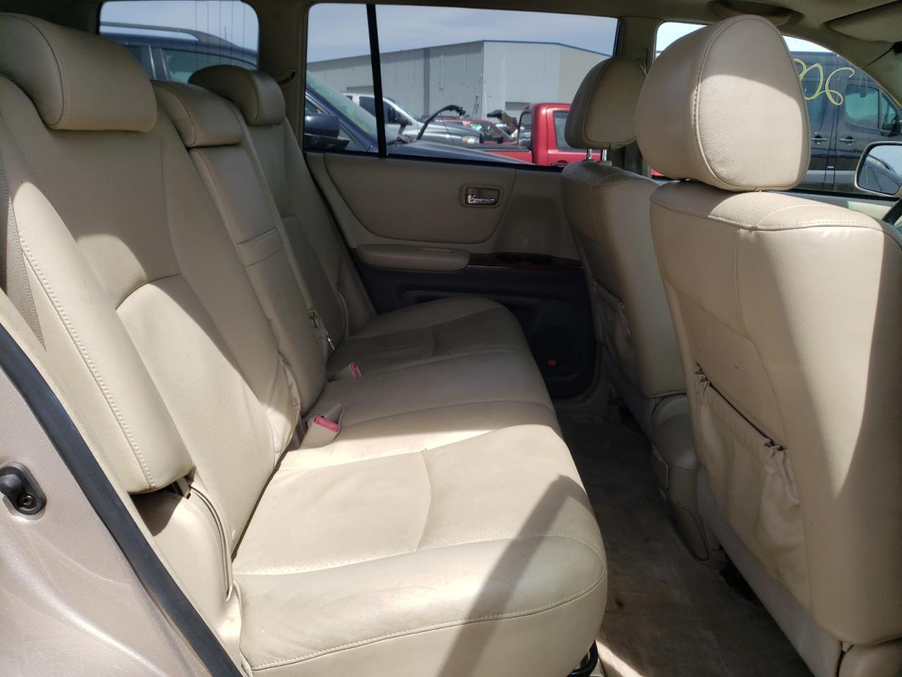 Photo 18 from auction – 2006 TOYOTA HIGHLANDER with VIN JTEEW21AX60026505