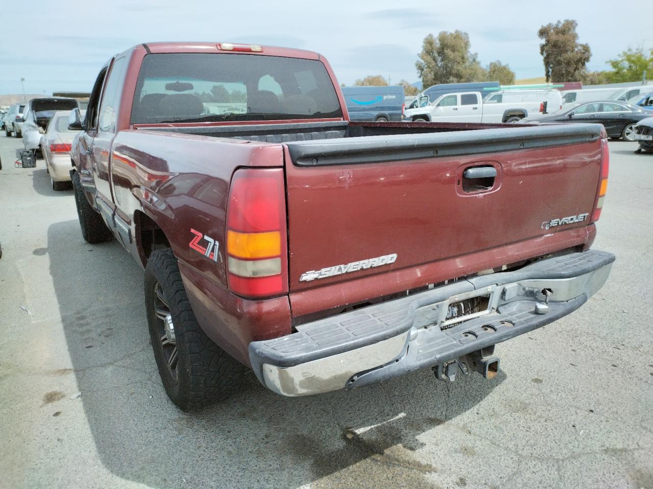 Photo 3 from auction – 2000 CHEVROLET SILVERADO with VIN 1GCEK19T6YE211866