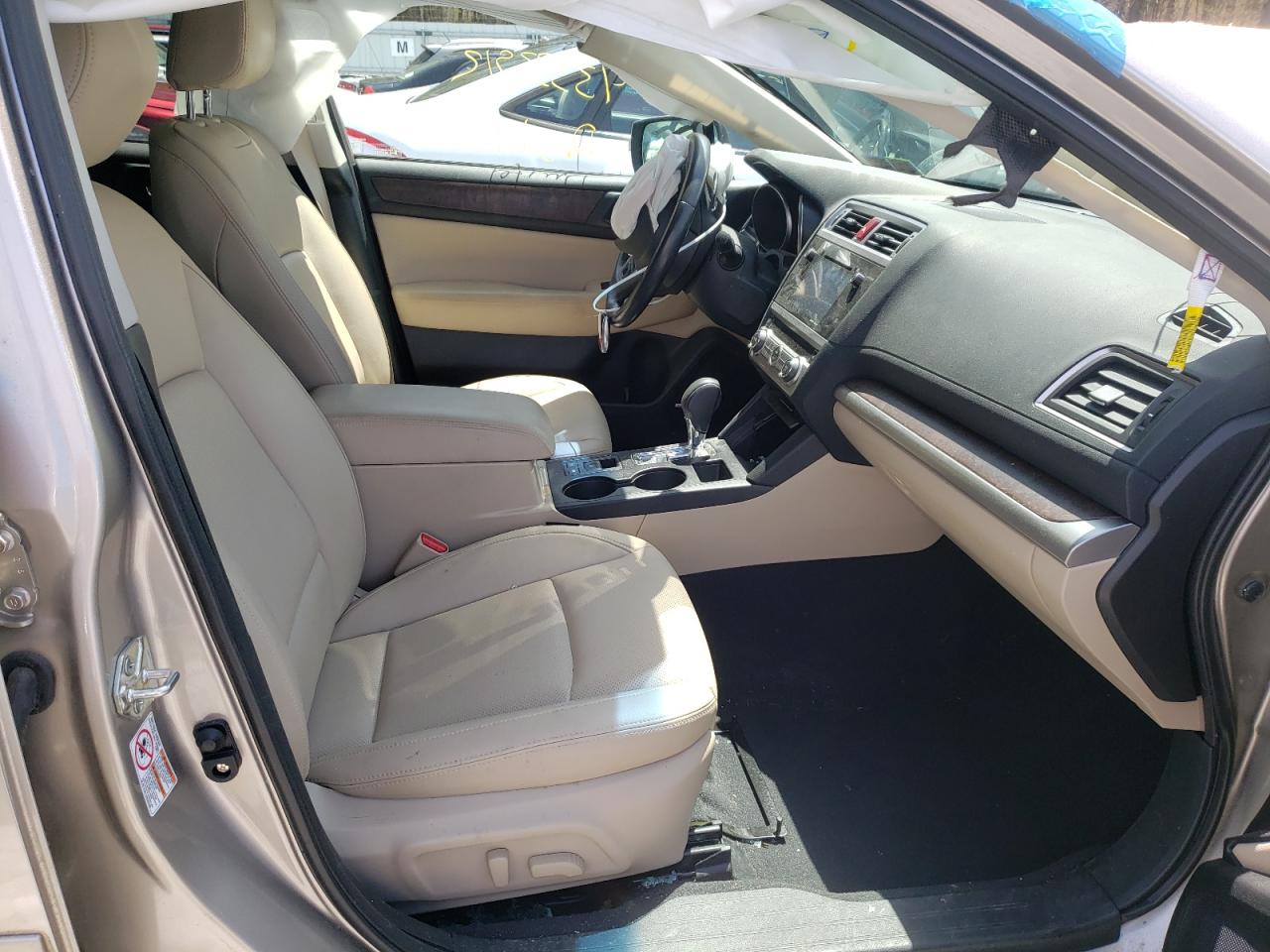 Photo 5 from auction – 2017 SUBARU OUTBACK 2. with VIN 4S4BSANC1H3224394