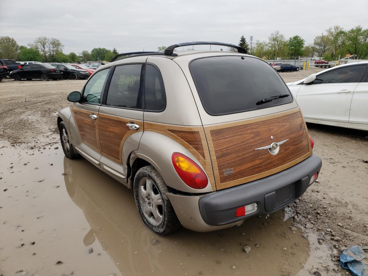 Photo 9 from auction – 2002 CHRYSLER PT CRUISER with VIN 3C4FY58B72T348857