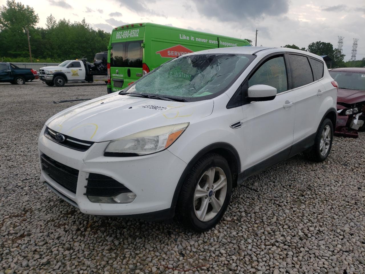 Photo 2 from auction – 2013 FORD ESCAPE SE with VIN 1FMCU9GX8DUD41827