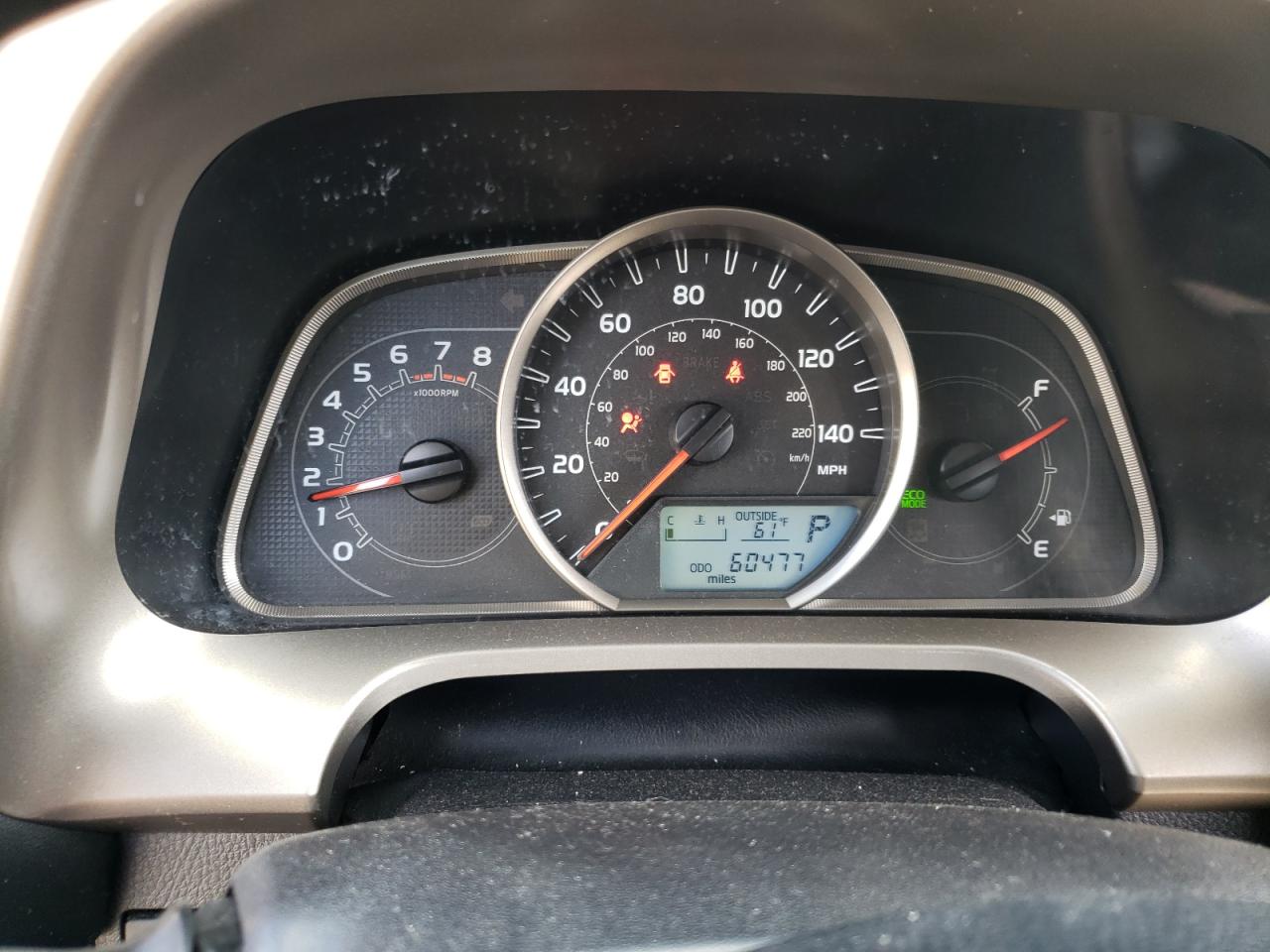 Photo 13 from auction – 2015 TOYOTA RAV4 XLE with VIN JTMRFREV8FJ048573