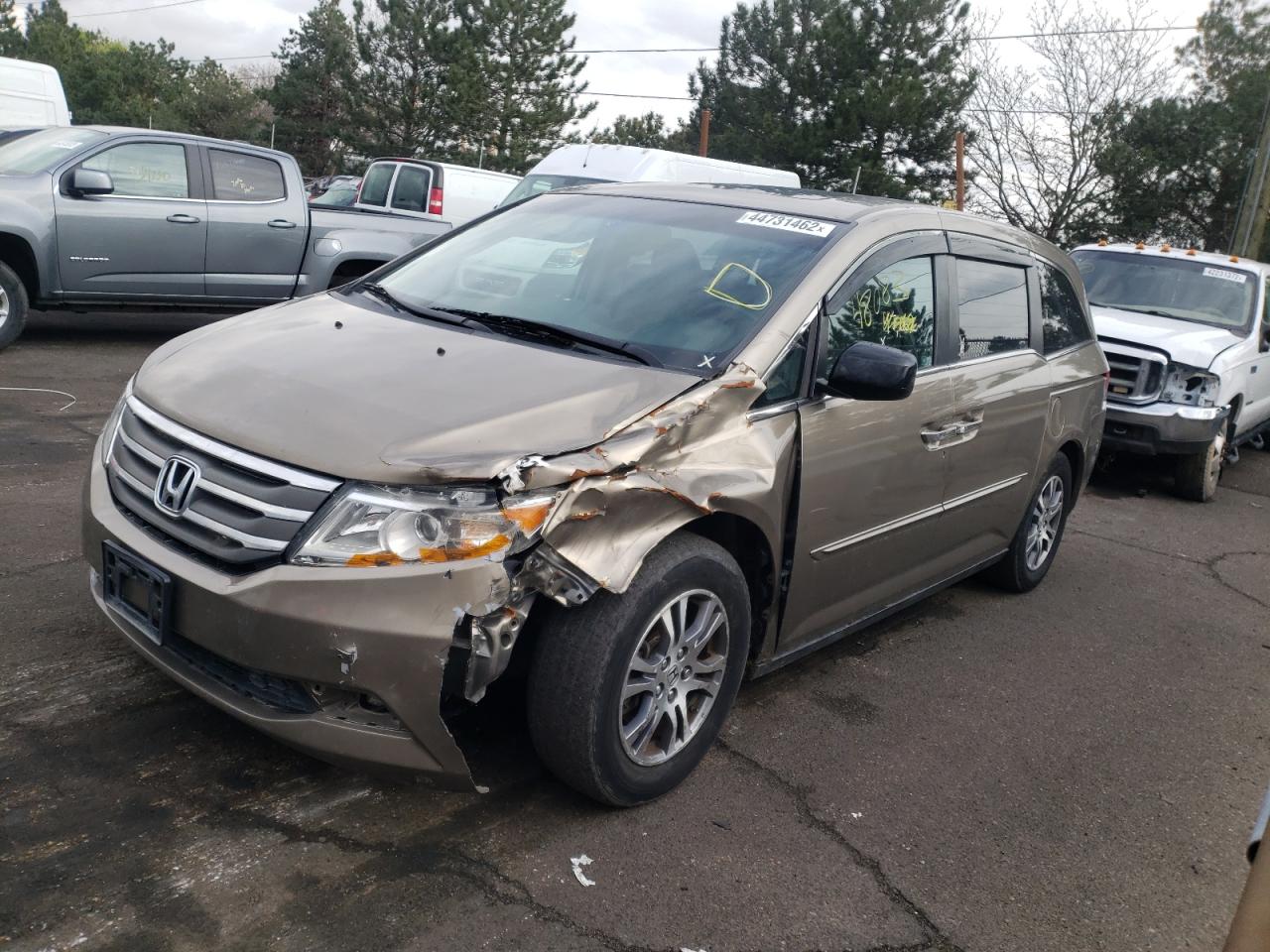 Photo 2 from auction – 2012 HONDA ODYSSEY EX with VIN 5FNRL5H69CB046811