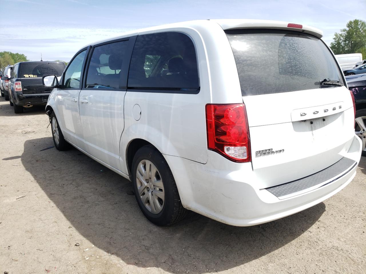 Photo 3 from auction – 2018 DODGE GRAND CARA with VIN 2C4RDGBG4JR259676