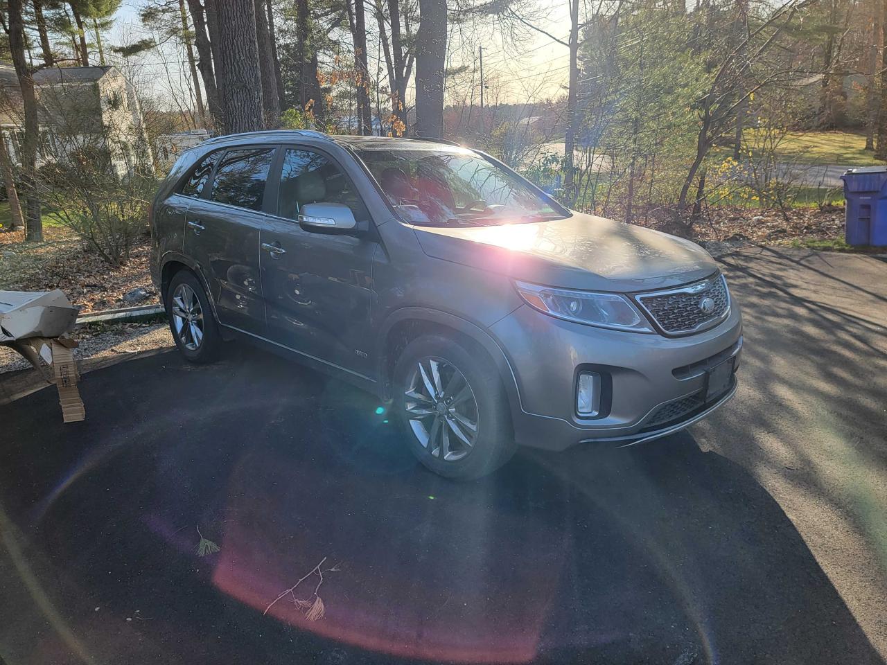 KIA SORENTO SX 2014 with VIN 5XYKWDA77EG470280 - Photo from auction