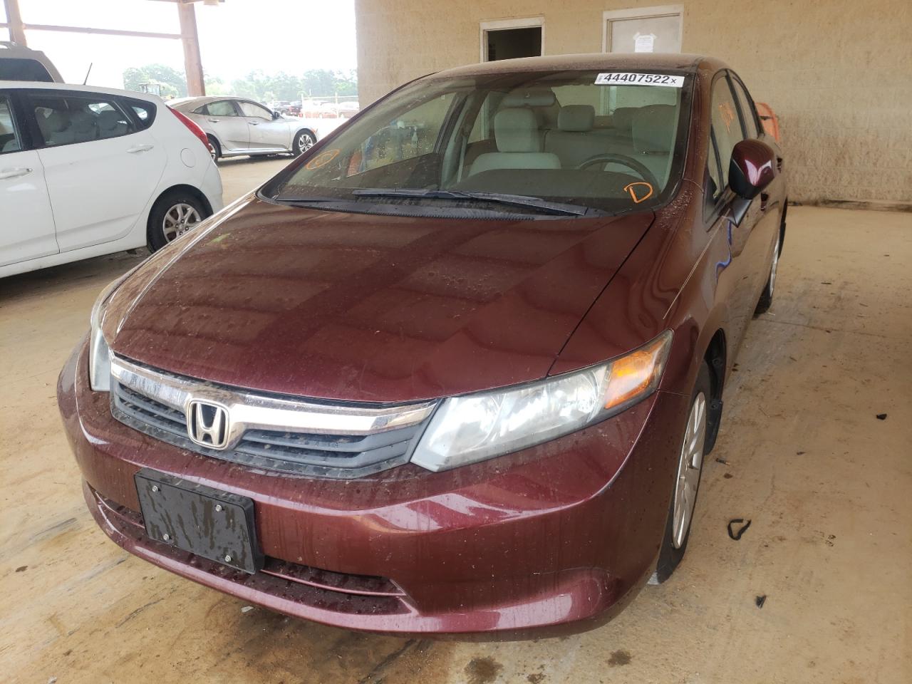 Photo 2 from auction – 2012 HONDA CIVIC LX with VIN 19XFB2F55CE032702