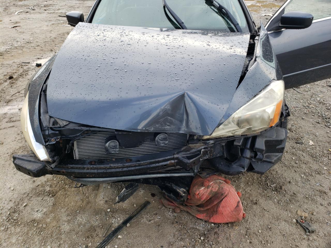 Photo 7 from auction – 2007 HONDA ACCORD LX with VIN JHMCM56477C021072