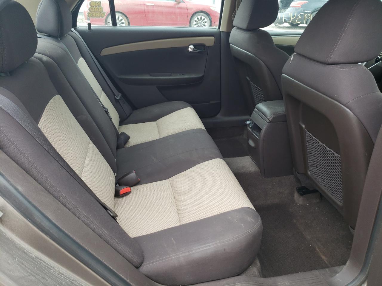 Photo 6 from auction – 2010 CHEVROLET MALIBU LS with VIN 1G1ZB5EB8AF163592