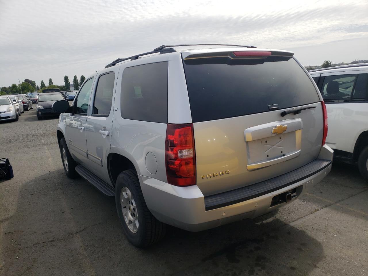 Photo 3 from auction – 2013 CHEVROLET TAHOE with VIN 1GNSKBE07DR351472