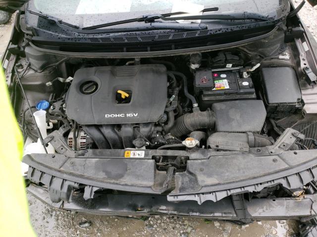 Photo 7 from auction – 2018 KIA FORTE LX with VIN 3KPFK4A72JE201995
