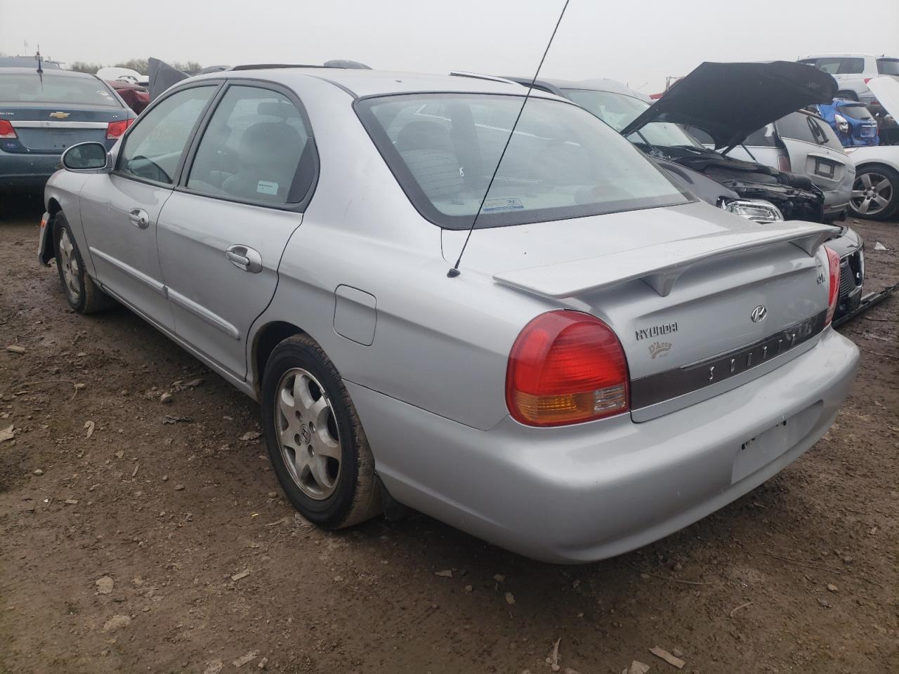 Photo 3 from auction – 2001 HYUNDAI SONATA GLS with VIN KMHWF35V61A449768
