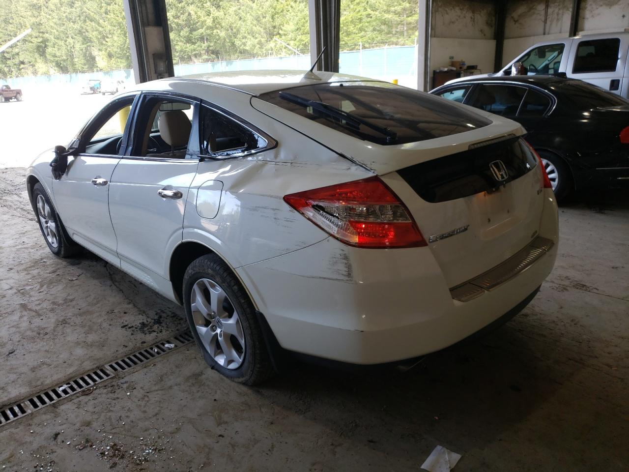 Photo 3 from auction – 2012 HONDA CROSSTOUR with VIN 5J6TF2H52CL004054