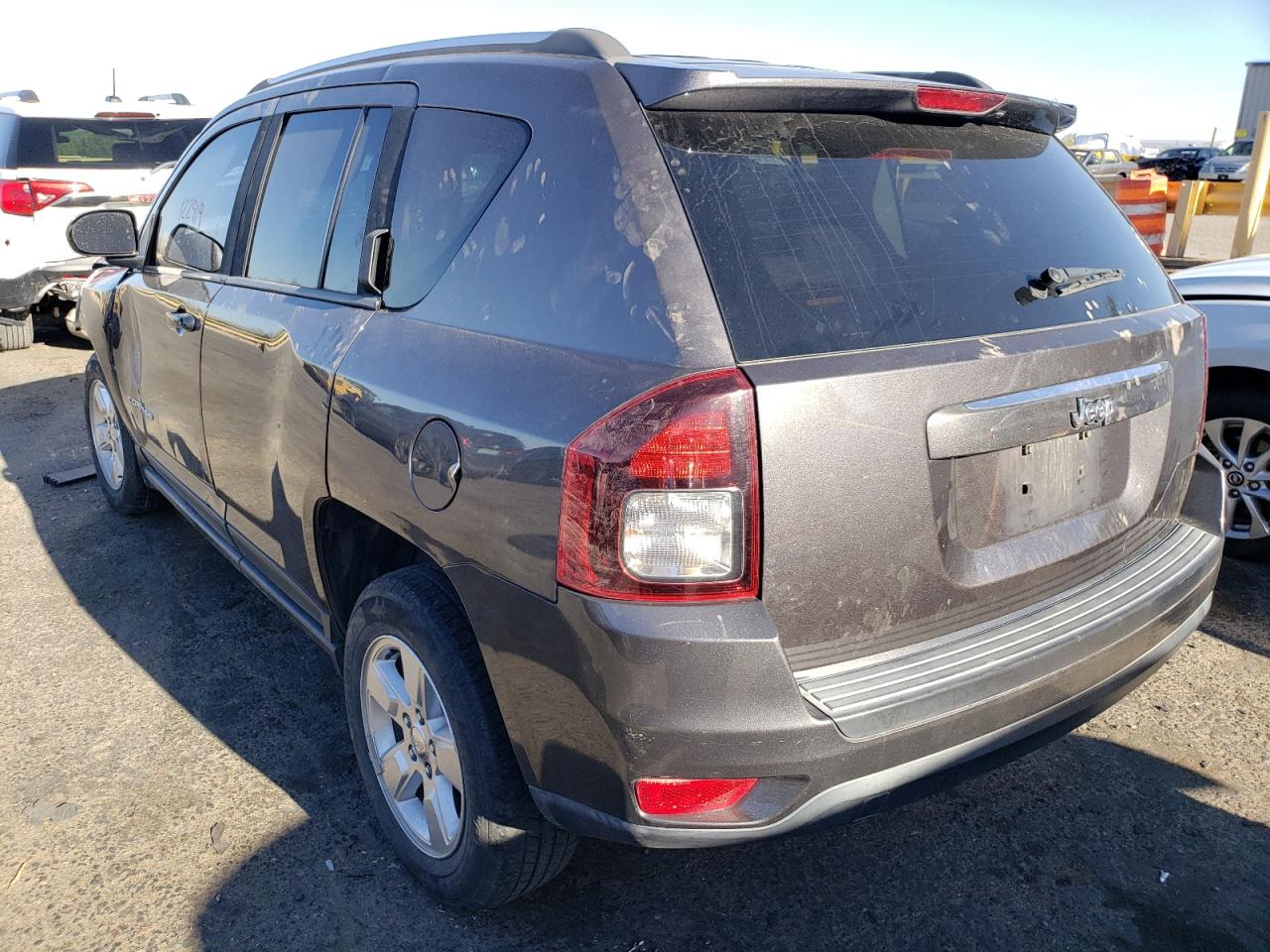 Photo 3 from auction – 2014 JEEP COMPASS SP with VIN 1C4NJCBA0ED817821
