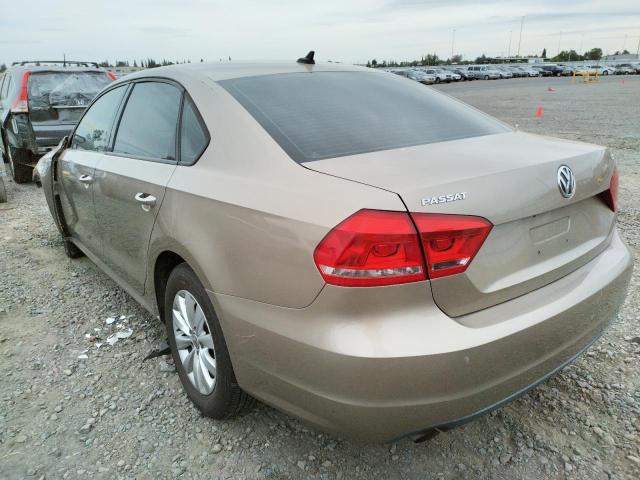 Photo 3 from auction – 2015 VOLKSWAGEN PASSAT S with VIN 1VWAT7A3XFC009953