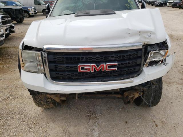 Photo 7 from auction – 2011 GMC SIERRA K35 with VIN 1GT524C88BZ183526
