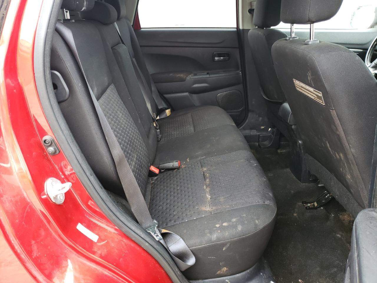 Zdjęcie 6 z aukcji – 2011 MITSUBISHI OUTLANDER z VIN JA4AR4AU1BZ010855