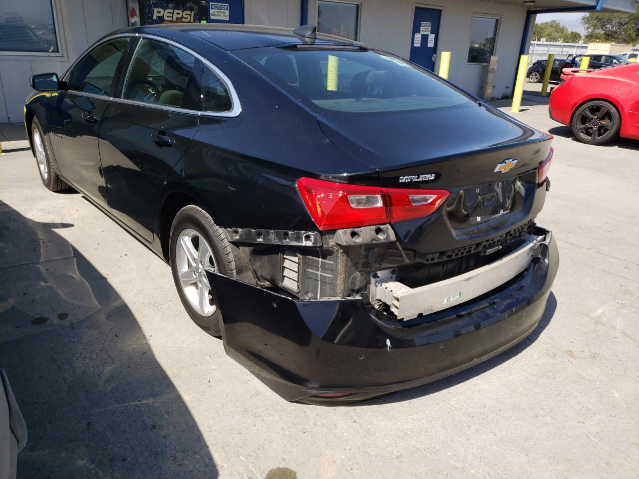 Photo 3 from auction – 2019 CHEVROLET MALIBU LS with VIN 1G1ZC5ST4KF168543