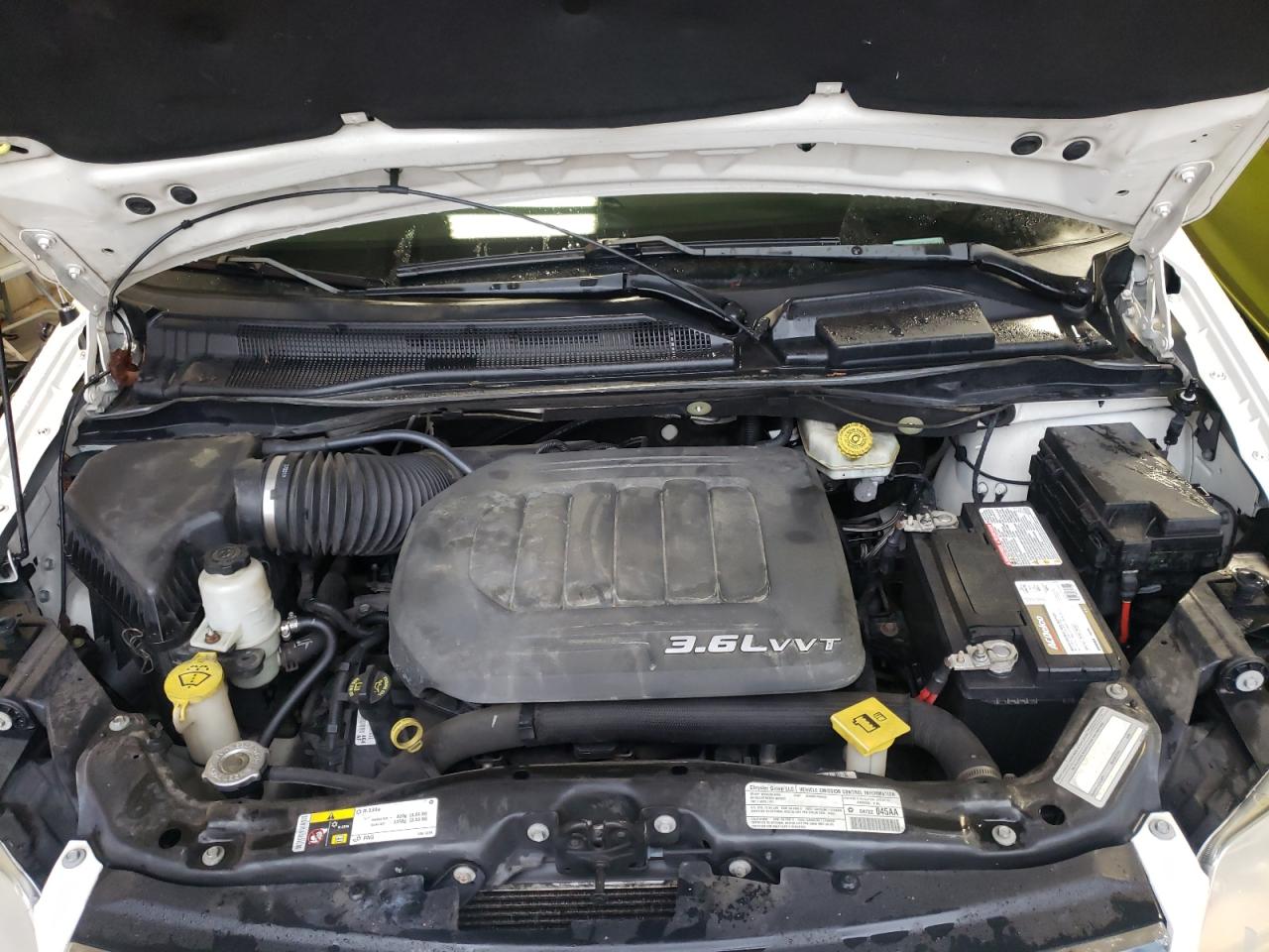 Photo 7 from auction – 2013 CHRYSLER TOWN & COU with VIN 2C4RC1CG2DR745471
