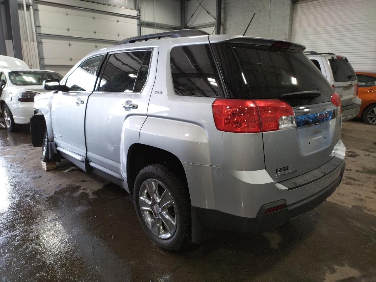 Photo 3 from auction – 2015 GMC TERRAIN SL with VIN 2GKFLXEK8F6175606