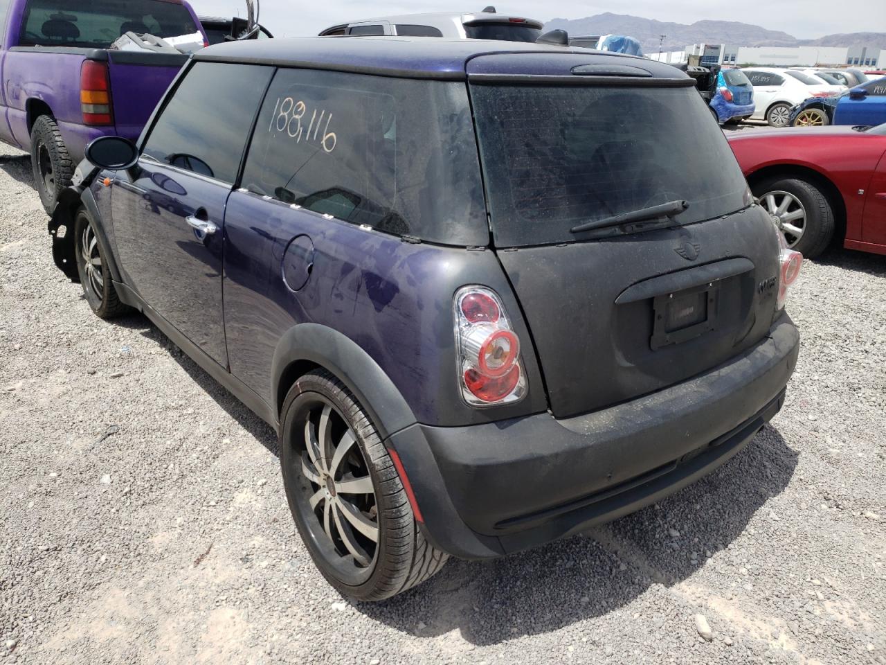 Photo 3 from auction – 2005 MINI COOPER with VIN WMWRC33475TC58214